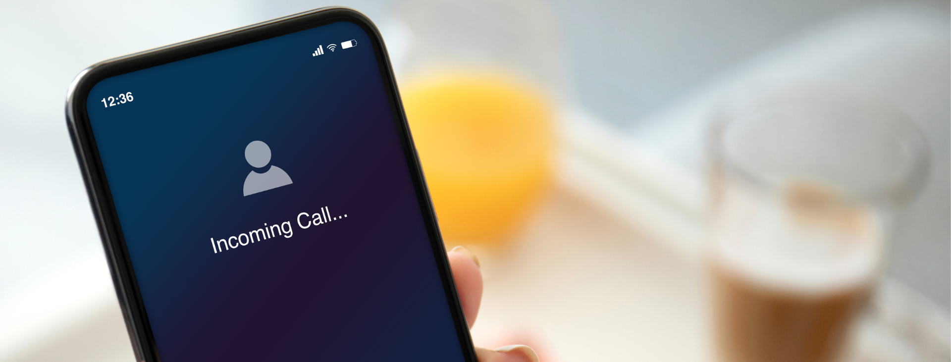 Incoming telemarketer robocall to consumer cell phone.